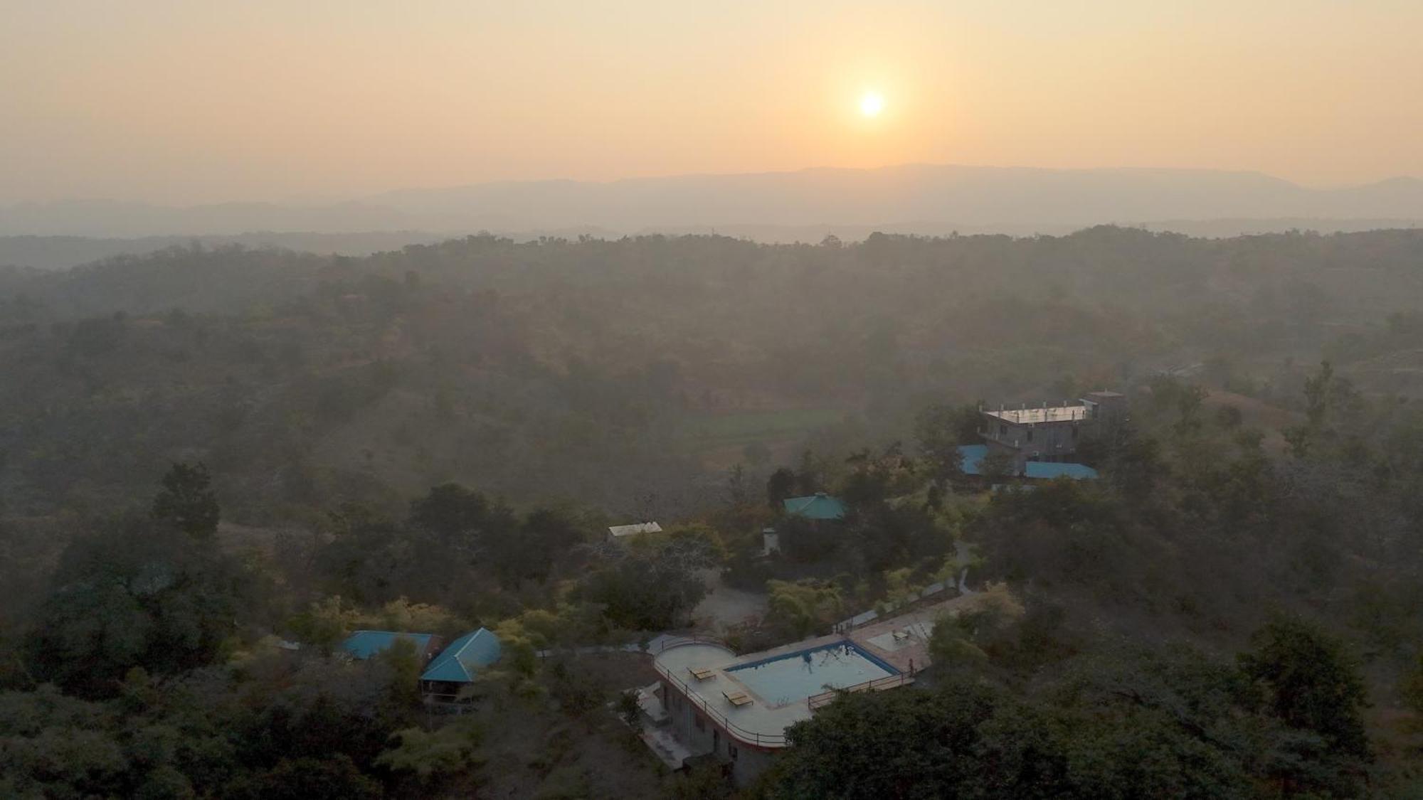 The Sky Imperial Jungle Camp Resort Kumbhalgarh Eksteriør billede